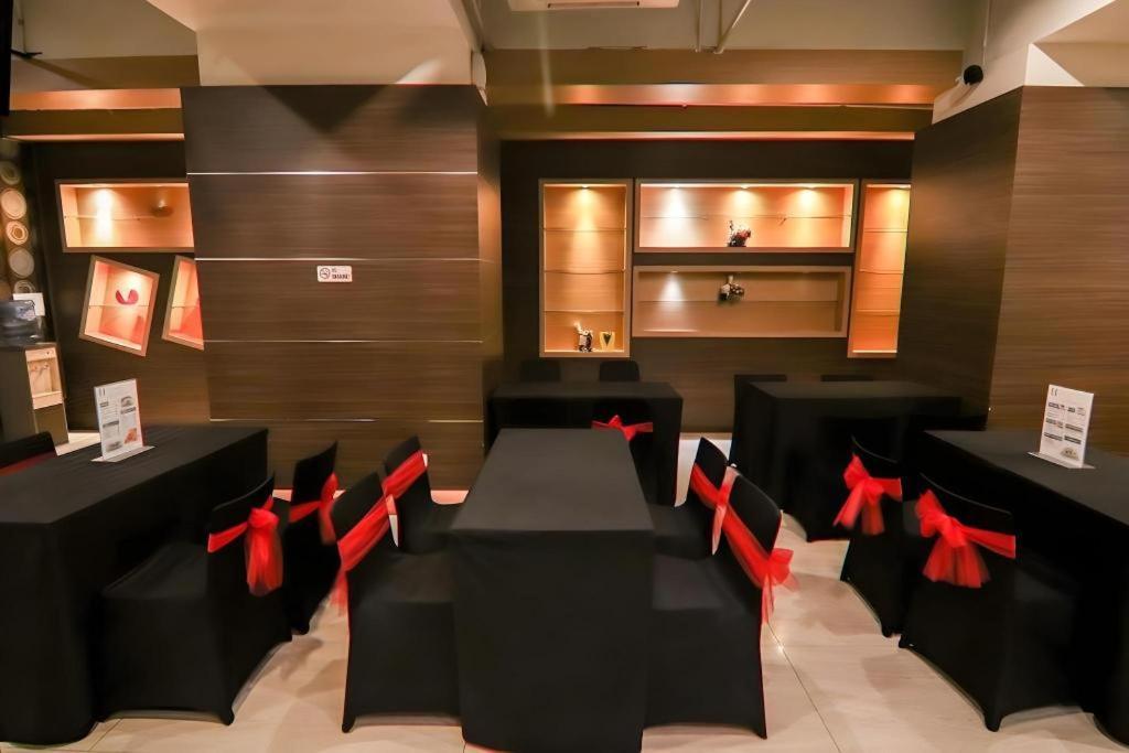 U Stay Hotel Mangga Besar Jacarta Exterior foto